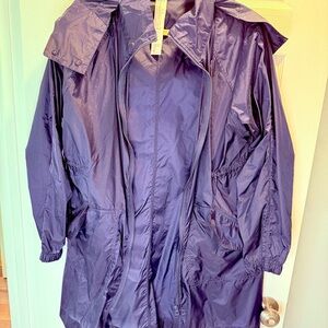 Fabletics Navy NWOT Lightweight Nylon Windbreaker Jacket